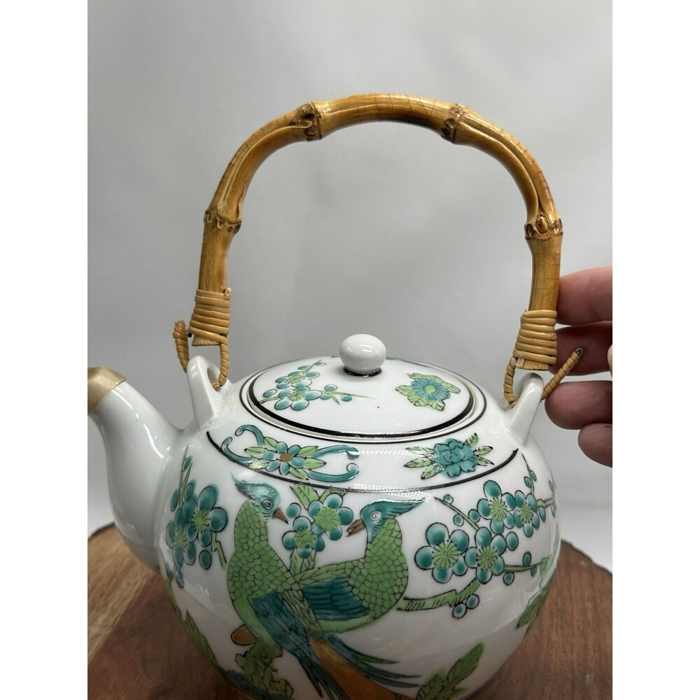 Chinoiserie Otagiri Japan, Otagiri Lidded Teapot Peacocks Bamboo Handle